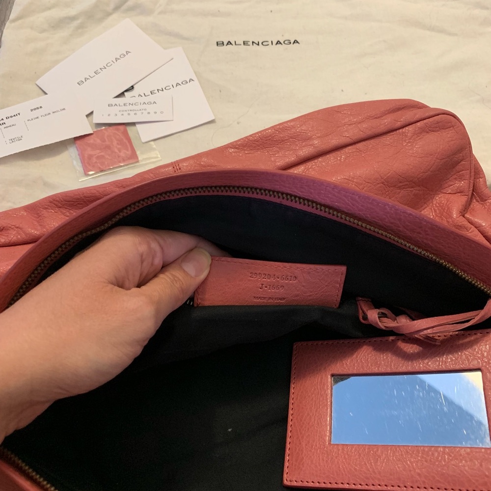 Balenciaga clutch bag - Picture 3 of 3
